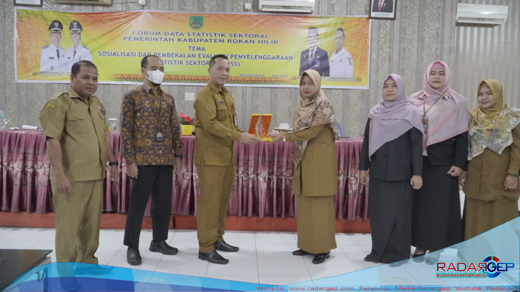 Diskominfotiks Rohil Gelar Forum Data Statistik Sektoral